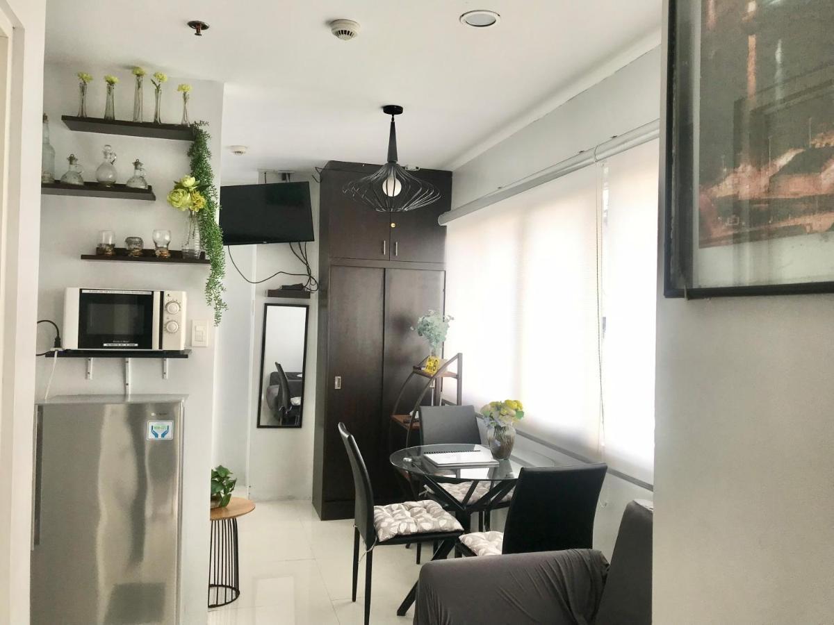 Cozy And Full Service Condo At The Heart Of Баколод Екстер'єр фото