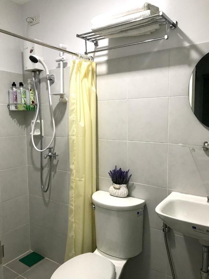Cozy And Full Service Condo At The Heart Of Баколод Екстер'єр фото
